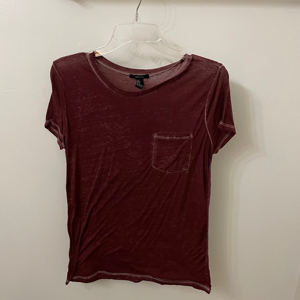 🦋3 for $15🦋 Maroon Pocket Tee